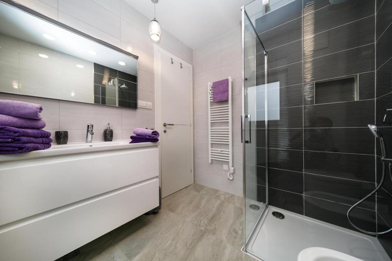 2A Partment Rukavina Apartment Njivice Exterior photo